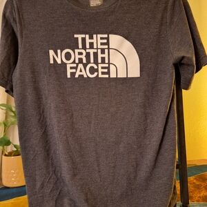 Men's NorthFace Tee